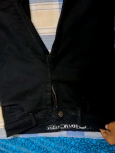Black Jeans