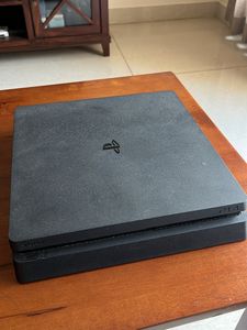 Sony Playstation 4 PS4 Slim 1 TB