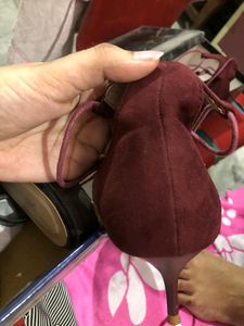 SOLE STORY SUEDE HEELS
