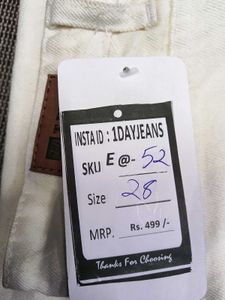 E@52 Size-28 Straight Jeans