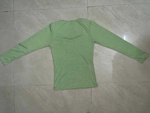Green Full Sleeve Fitted Top