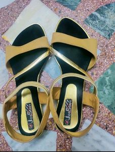 3 Flat Sandals, Bellies, Heels