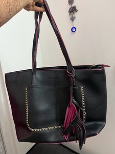 Fur Jaden Black Big Hand Bag