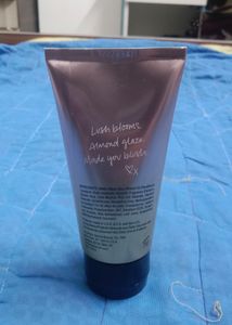 Victoria&#39;s Secret Velvet Petals Lotion