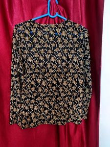 Stretchable Netted Floral Top