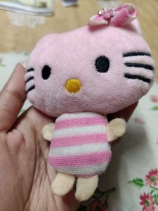 Mini Hello Kitty Plushie