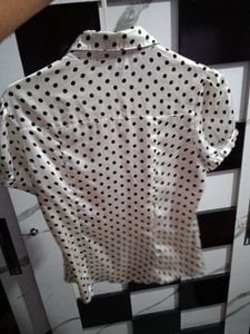 Polka Dot White Top🤍🤍🤍