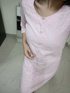 Avaasa Elegant Pink Chikankari Kurta