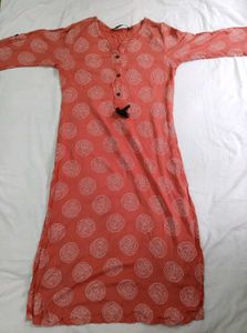 The Crimson Kurti