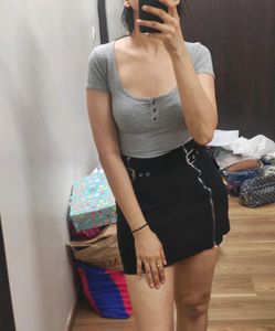 Very Cute Fitted Grey Top