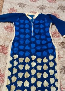 Blue &amp; Gold Leaf Print Kurti