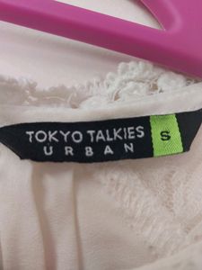 Tokyo Talkies Pretty White Top