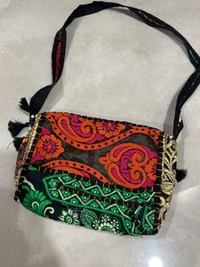 Black Traditional Sling