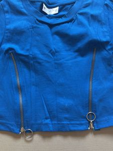 Street wear style crop top