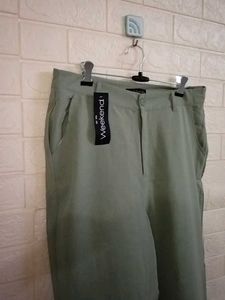 Olive Green Cropped Trousers