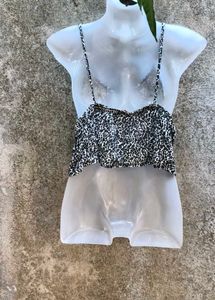 I. CUTE TOP