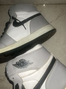 Air Jordan 1 High - Classic Style