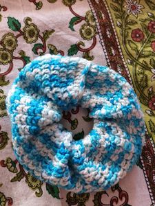Blue & White Knitted crochet 🧶 Scrunchie