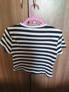WOMEN CROP TOP ( BLACK )