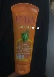 Lotus 3 In 1 Mate Look Sunscreen