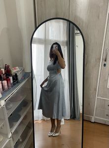 Elegant Midi Dress