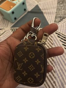 LV Pouch (copy)