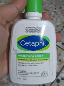 Cetaphil Moisturizing Lotion