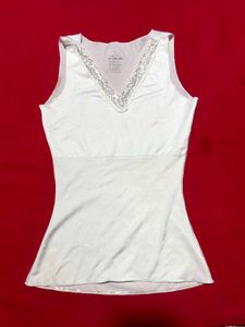 Sleeveless Innerwear Top – Size S (36–38)