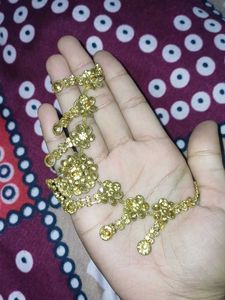 Gold Tone Necklace