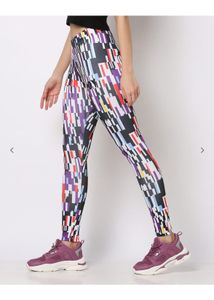 Combo JDY by ONLY  Graphic Print Legging + T-shirt