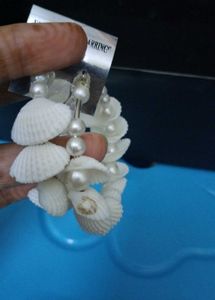 Shell &amp; Pearl Earrings