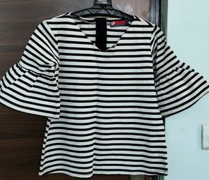 B&amp;W Striped Top