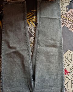 Stretchable Grey Jeans For Women