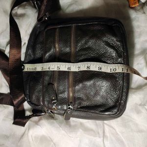 Unisex Leather Messenger Bag