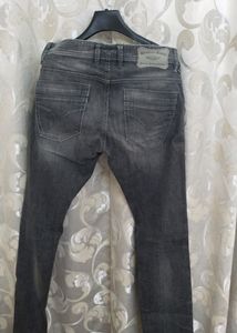 Men&#39;s Premium quality Jeans...Size..32 L 34