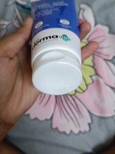 The Derma Co 2% Salicylic Acid Face Wash