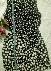Black Nd White Sleeveless Dress