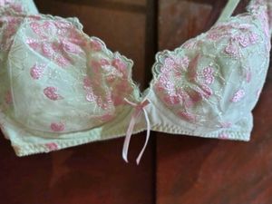 Set Of 2 Floral Lace Bra
