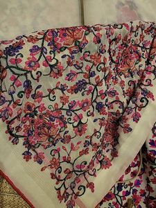 Thread Work Saree With Padded Blouse