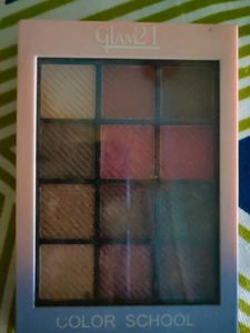 GLAM21 Eyeshadow Palette