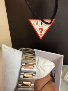 New GUESS Mens Watch Sealed With Full Kit Original