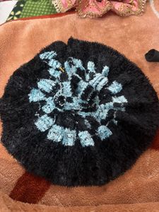 laddu Gopal wollen dress size 4,5 only 1 dres