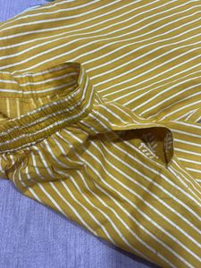 Kurta Set - GoSriki from Myntra