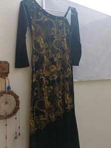 gown