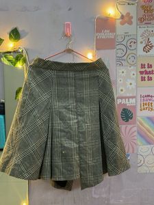 Check pleated Skirt