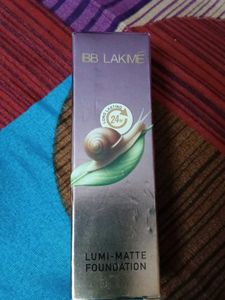 Lakme Lumi-Matte Foundation