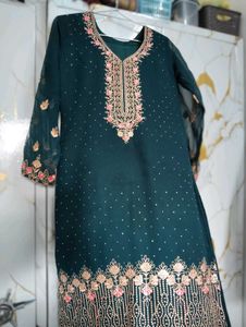 Embroidered Kurta and dupatta