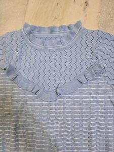 Cute Blue Knit Top