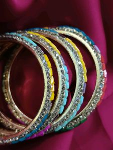 Multicolor metal lac bangles/ churi