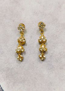 Selling A Two Gorgeous Earrings